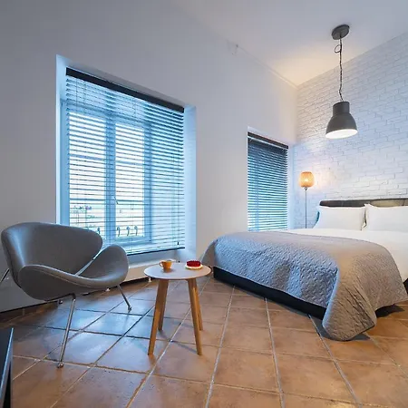 Subaciaus Studio - Lollo Luxury